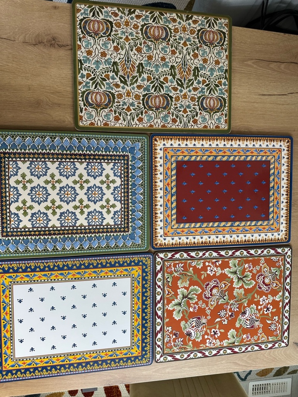Set of 5 Williams Sonoma Hard Mats Placemats
